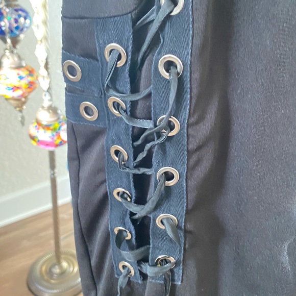 2X crop punk-ish pants with tie options on sides. Can fit 1X too! - Picture 3 of 7